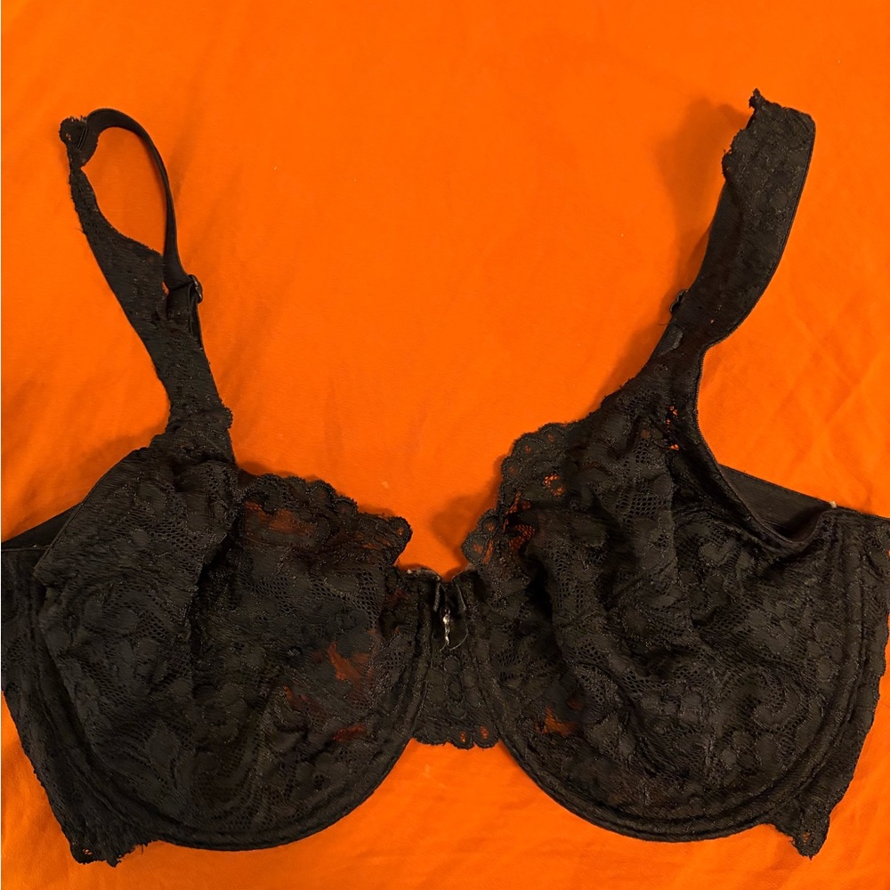 smart & sexy White and Black Lace Underwire Bras - Dual Pack - Picture 3 of 9